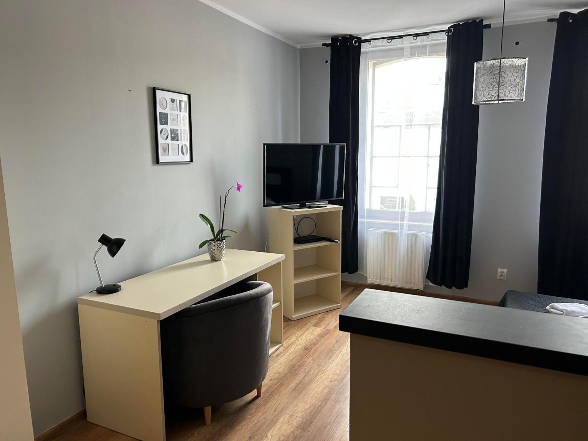 H-T-L Apartamenty Junior 노바 솔 외부 사진